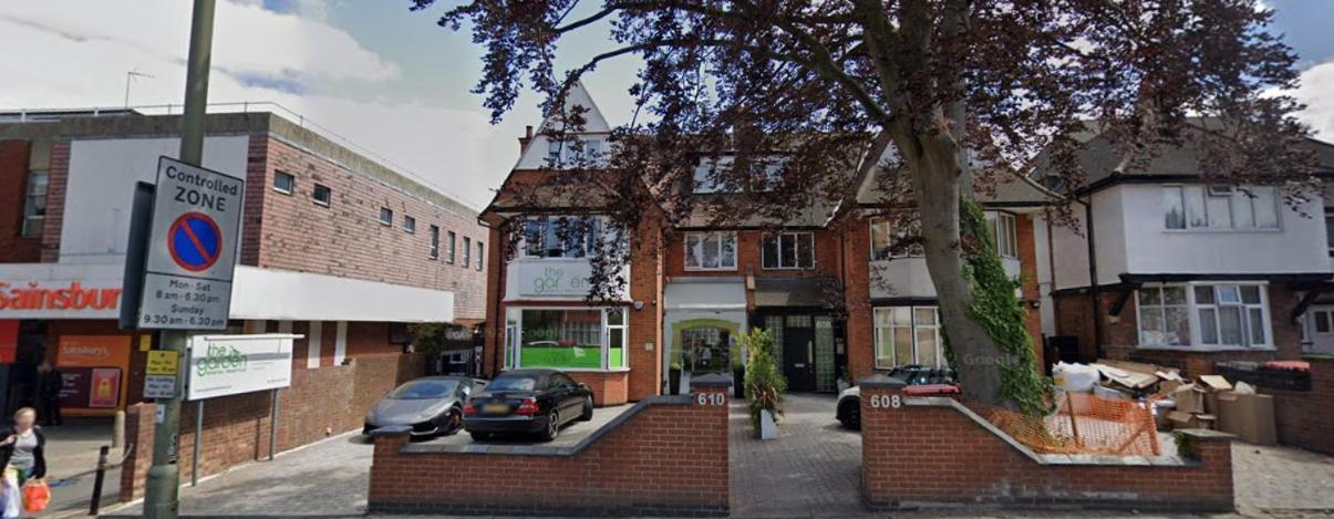 Apartamento Peaceful Studio-Flat With Driveway In Golders Green Londres Exterior foto